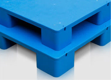 L'euro di plastica accatastabile all'ingrosso economico 3ton resistente del pallet 1500*1200cm sostituisce il pallet di legno