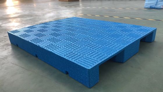 Pallet EPP resistente e leggero, adatto alla logistica di stoccaggio e al trasporto